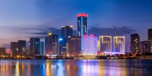 福州又在全国出名了,大年初一,福州灯光秀四次亮相央视